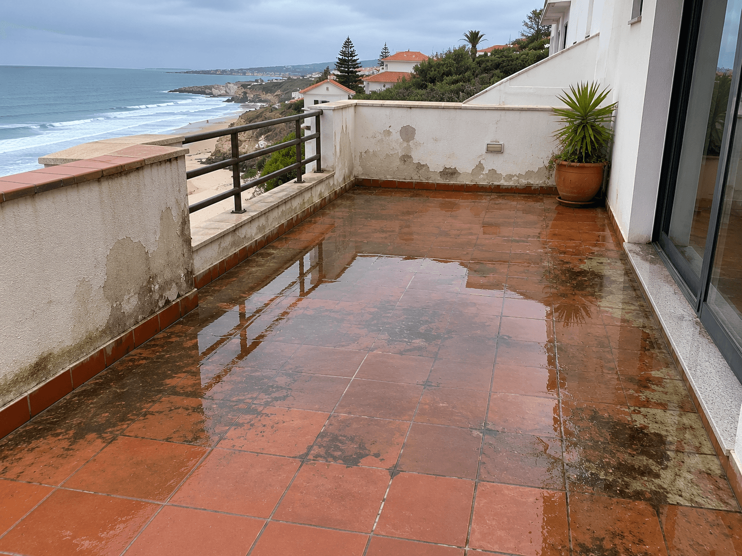 Terraços que infiltram para a sala de baixo, resolvidos na origem, fotografia da intervenção
